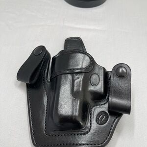 Milt Sparks Glock 26/27 Left hand draw Black Leather Holster